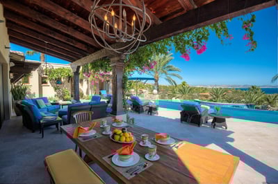Luxury Villa Photo #5