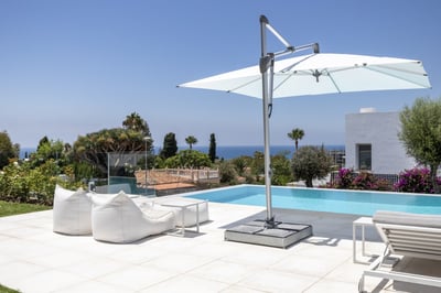 Luxury Villa Photo #2