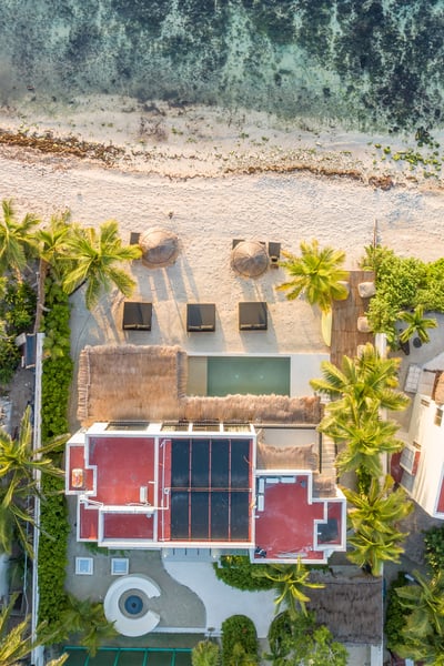 Luxury Villa Photo #40