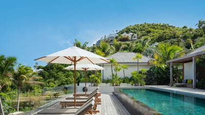 Luxury Villa Photo #2