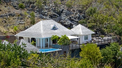 Luxury Villa Photo #2
