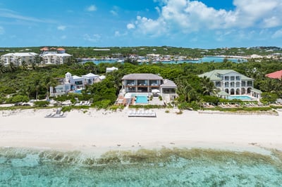 Luxury Villa Photo #45