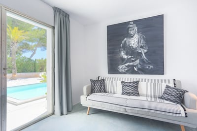 Luxury Villa Photo #20