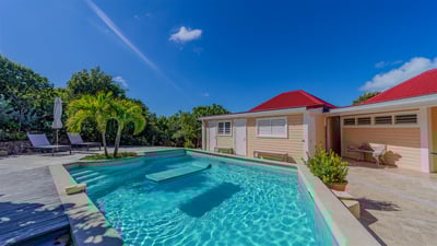 Luxury Villa Photo #3