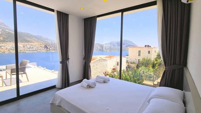 Luxury Villa Photo #13