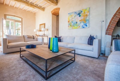 Luxury Villa Photo #12