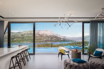 Luxury Villa Photo #53