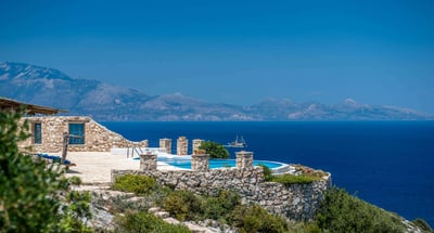 Luxury Villa Photo #4