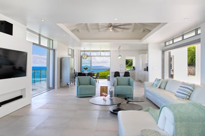 Luxury Villa Photo #15