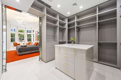 Luxury Villa Photo #43