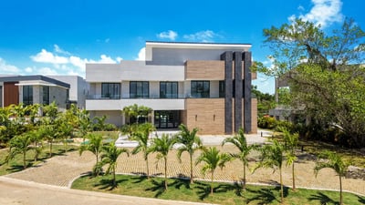 Luxury Villa Photo #54