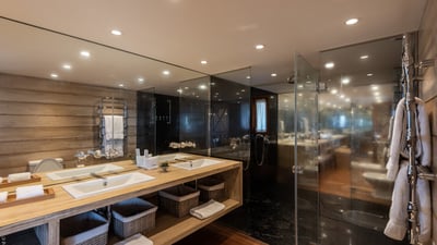Luxury Villa Photo #49