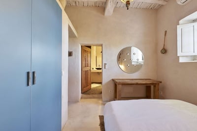 Luxury Villa Photo #39