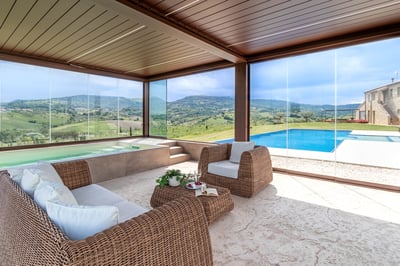 Luxury Villa Photo #14