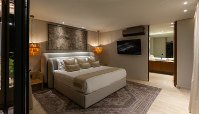 Luxury Villa Photo #30