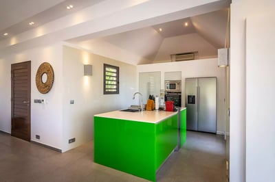 Luxury Villa Photo #22