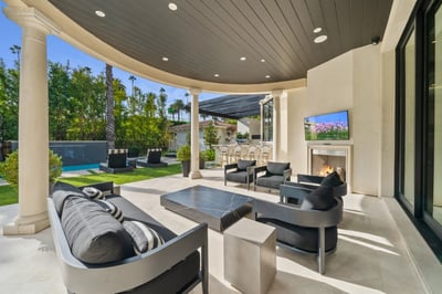 Luxury Villa Photo #6