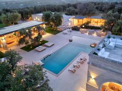 Luxury Villa Photo #19