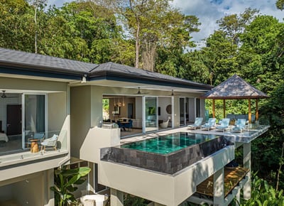 Luxury Villa Photo #2
