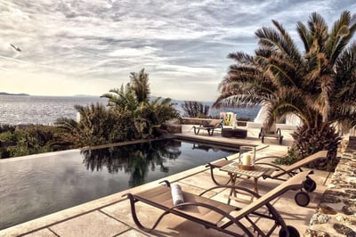 Luxury Villa Photo #3