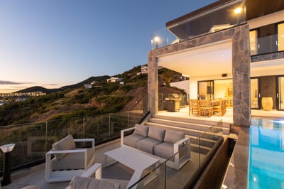 Luxury Villa Photo #11