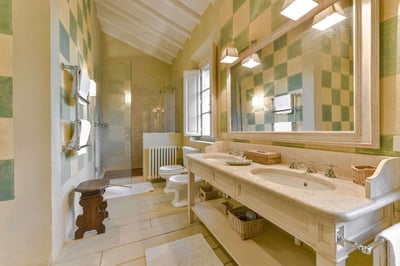 Luxury Villa Photo #22