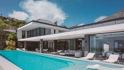 Luxury Villa Photo #3