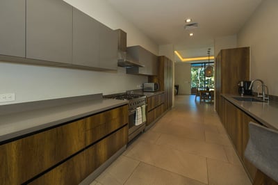 Luxury Villa Photo #23