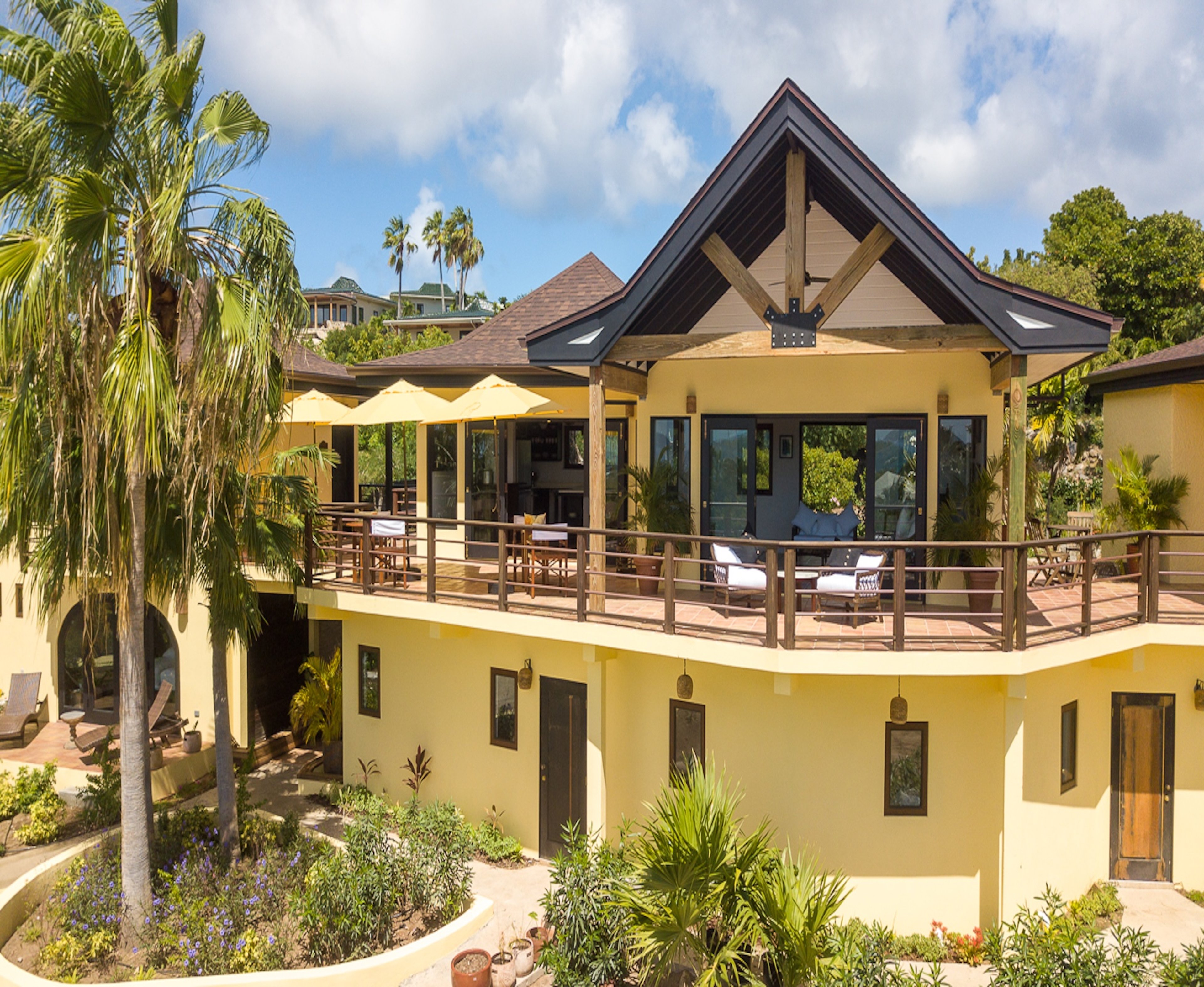 Cornucopia Villa - 3