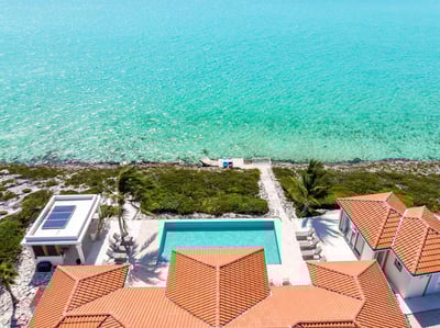 Luxury Villa Photo #8