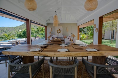 Luxury Villa Photo #19