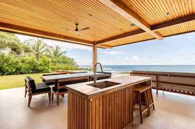 Luxury Villa Photo #10