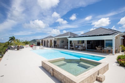 Luxury Villa Photo #13
