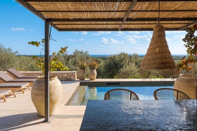 Luxury Villa Photo #13