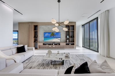 Luxury Villa Photo #19