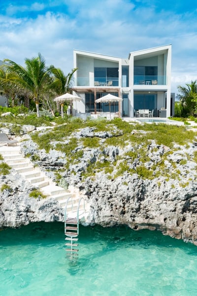 Luxury Villa Photo #7