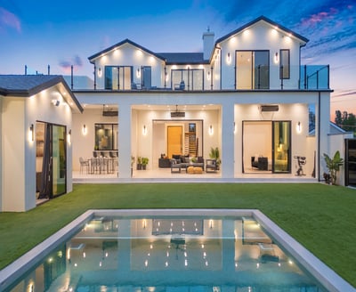 Luxury Villa Photo #3