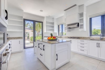 Luxury Villa Photo #21