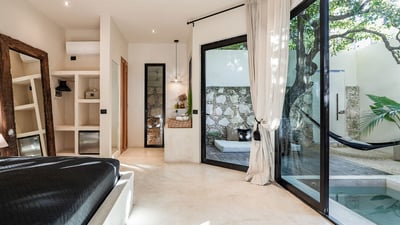Luxury Villa Photo #44