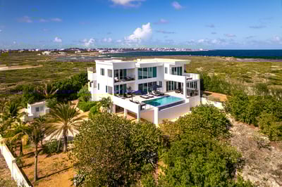 Luxury Villa Photo #2