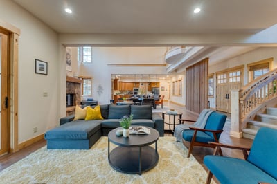Luxury Villa Photo #7