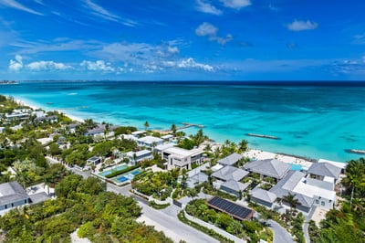 Luxury Villa Photo #42