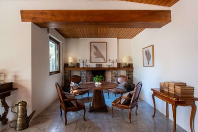 Luxury Villa Photo #24