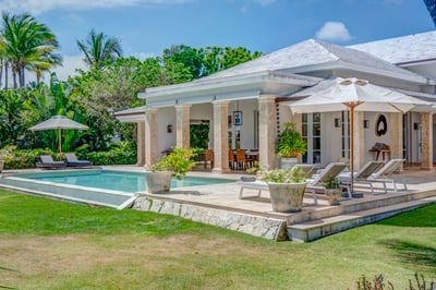 Luxury Villa Photo #5