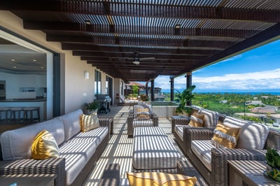 Luxury Villa Photo #14