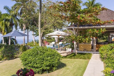 Luxury Villa Photo #3