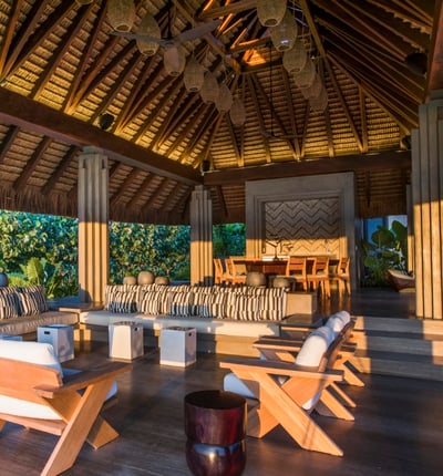 Luxury Villa Photo #3
