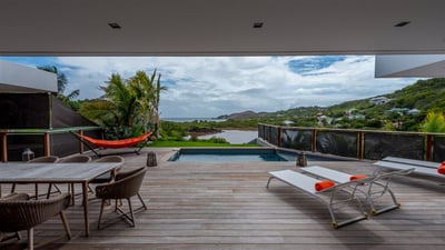 Luxury Villa Photo #11