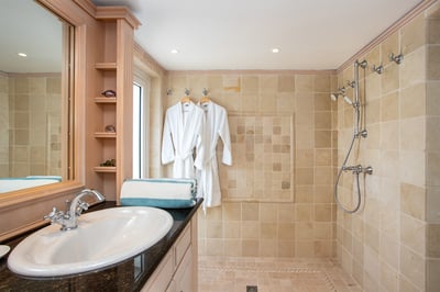 Luxury Villa Photo #38