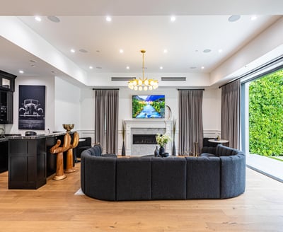 Luxury Villa Photo #28